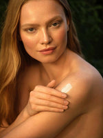 Körper- und Gesichtscreme Skin Food Light WELEDA